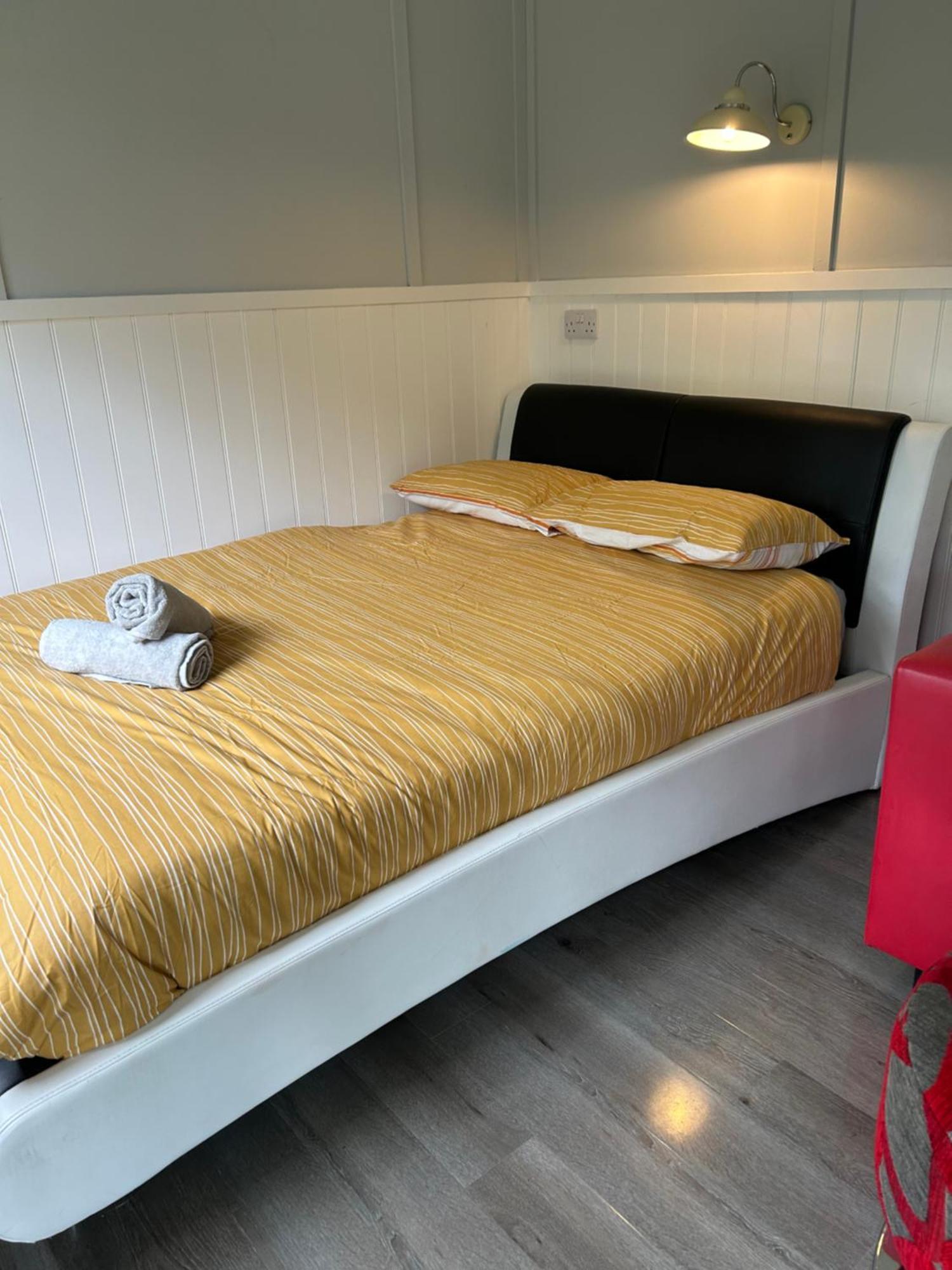 1Lochness Glam Lodges Inverness Exteriér fotografie